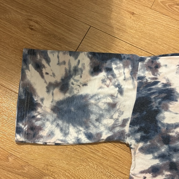Gorgeous tie dye top - Large - Picture 3 of 5